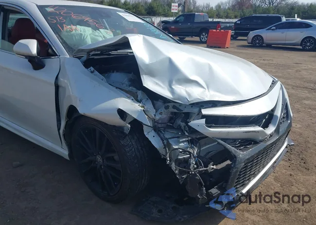 4T1K61AK5MU593040: 42069563