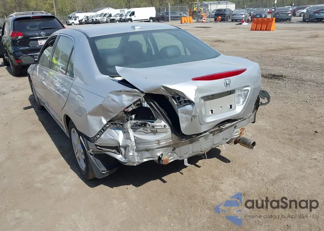 1HGCM56886A034509: 42071187