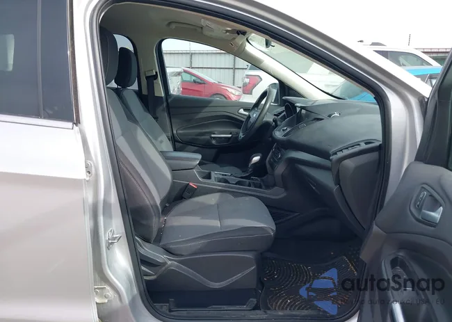 1FMCU0GD9KUB09574: 42070340