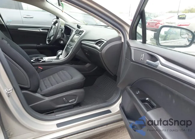 3FA6P0LU6FR210606: 42070466