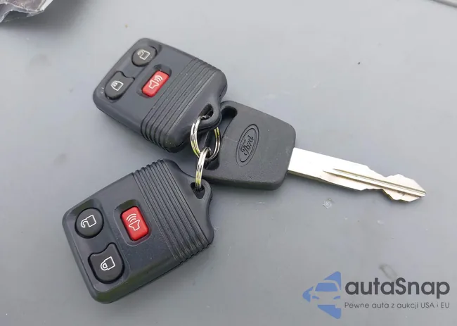 1FM5K8AC9MGC32063: 42071782