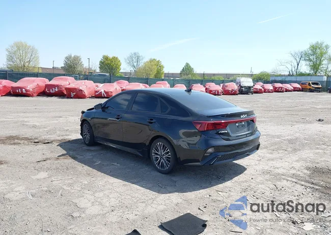 3KPF54AD9NE481465: 42071802