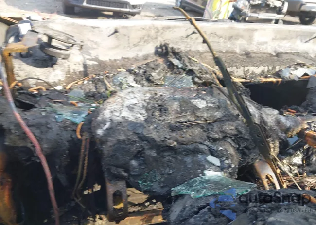 1C4PJLCB9HD219232: 42071956