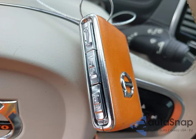 YV4BR00L8M1680722: 42071962