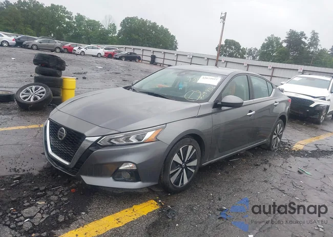 1N4BL4EV9KC229456: 42072057