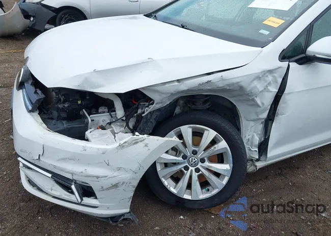 3VWG57AU9MM001027: 42072074