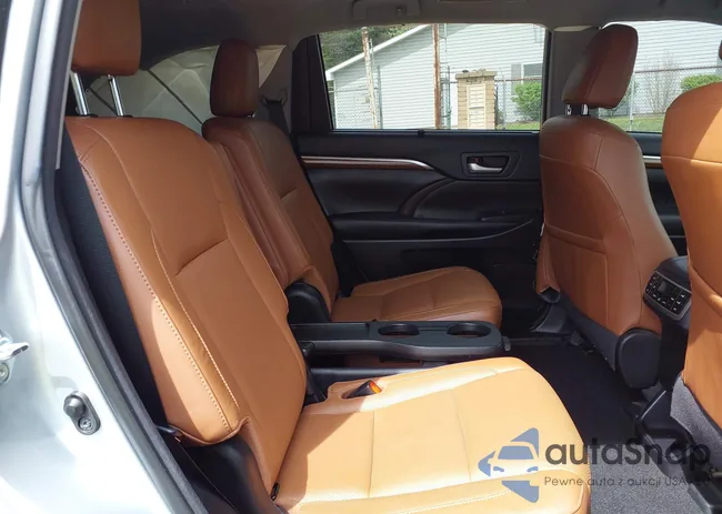 5TDDZRFH4JS820007: 42071354