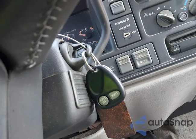 2GCEK19R0W1262508: 42072311