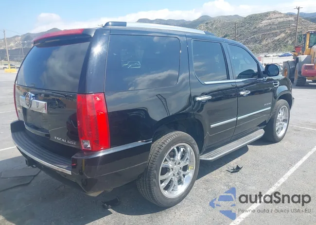 1GYS3AEF4BR271462: 42072400