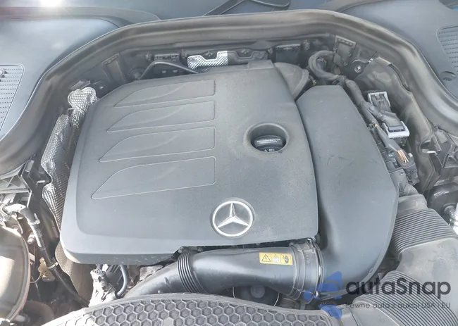 W1N0G8EBXMF995869: 42072633