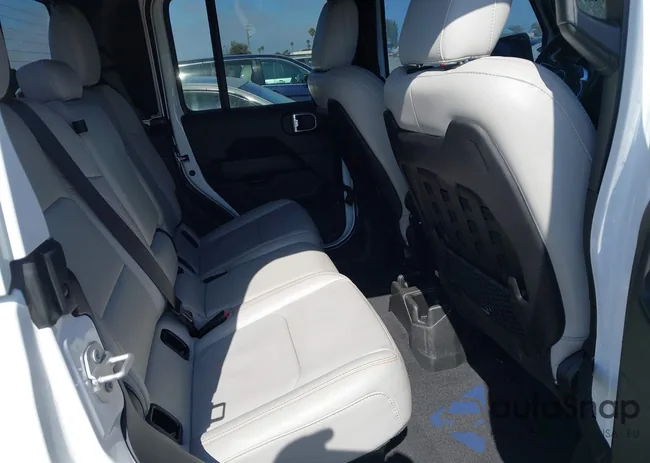 1C6JJTEG7PL536582: 42074073