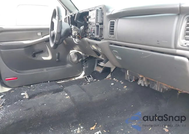 1GCHC23U77F197082: 42073451