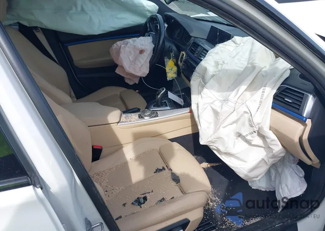 WBA8B7C5XJA930087: 42074469