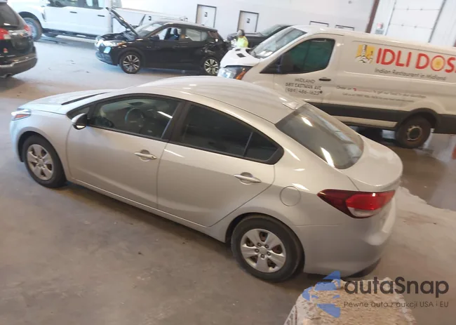 3KPFK4A72HE029364: 42076130