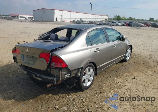 1HGFA168X6L115742: 42076951