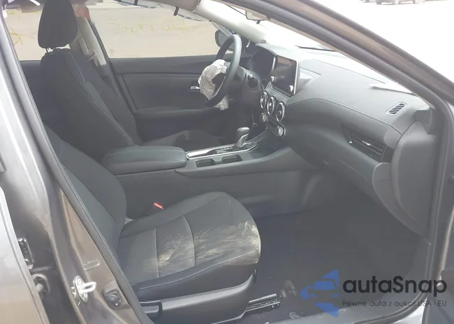 3N1AB8CV4SY218975: 42077205