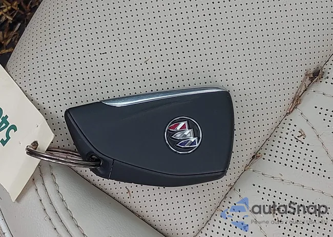 LRBFZRR48PD064332: 42077744