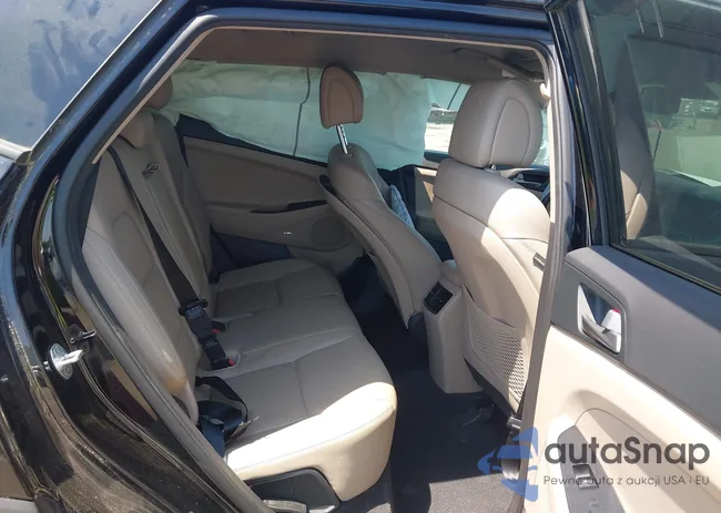 KM8J33A44JU733334: 42077826