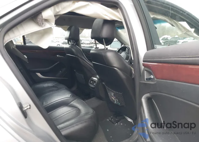 1G6DH577X90135559: 42077850