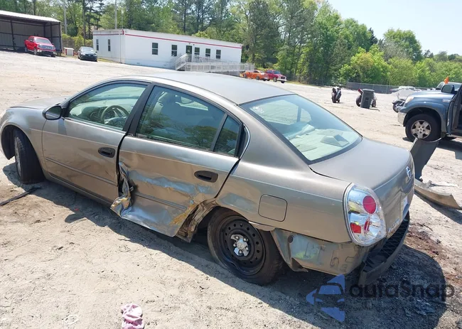 1N4AL11DX5C398493: 42077990