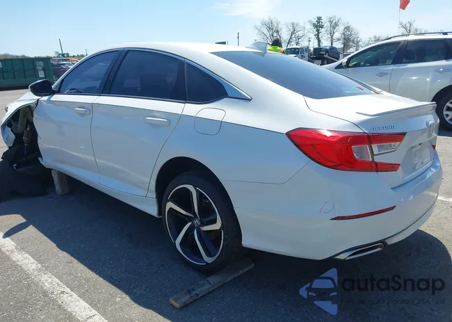 1HGCV2F37KA016576: 42077393