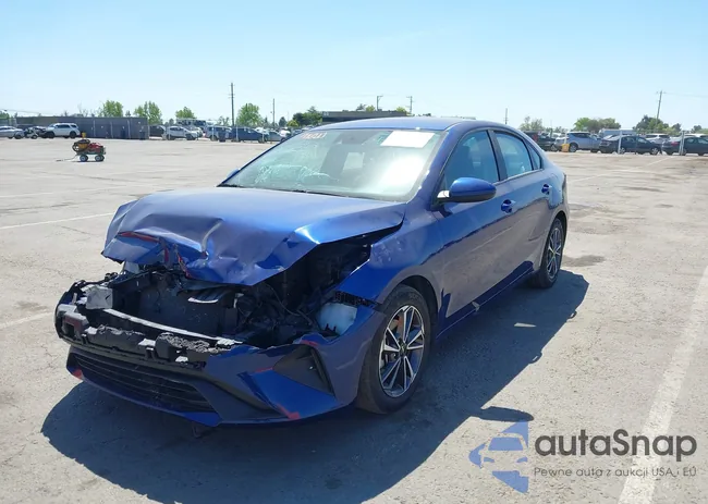 3KPF24AD1NE454494: 42077580