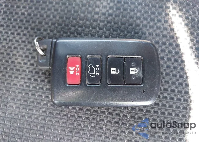 2T3WFREV8HW392007: 42077651