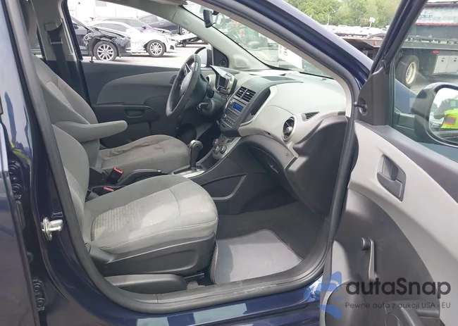 1G1JA5SH2F4114299: 42078790