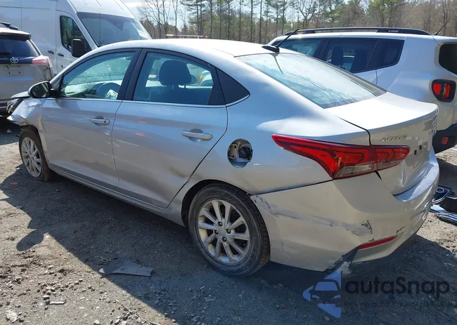 3KPC24A66ME146496: 42079105