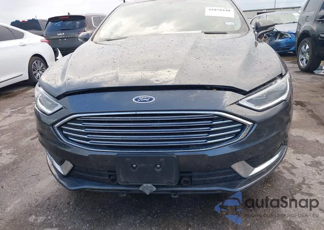 3FA6P0LU4JR120900: 42078440