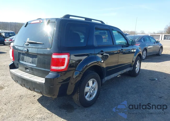 1FMCU9DG9CKA24041: 42079793