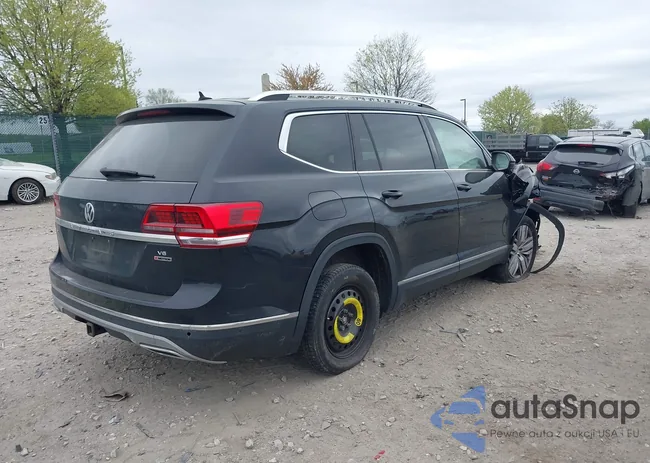 1V2NR2CA4JC504349: 42079801