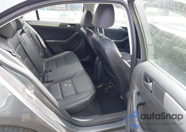 3VWDB7AJ6HM292805: 42080090