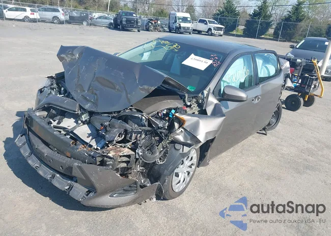 2T1BURHE4KC228304: 42080130