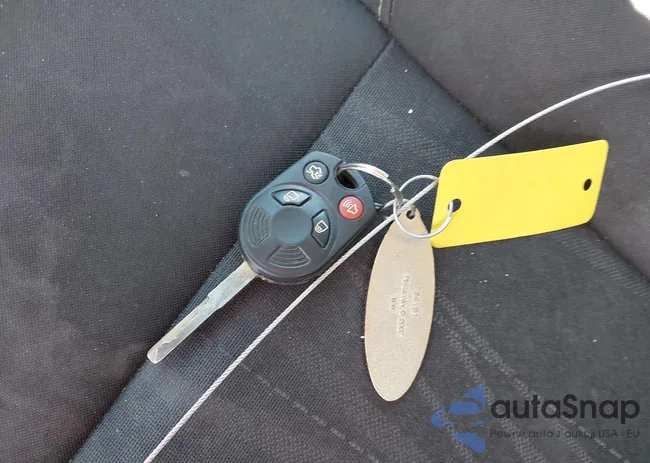 1FADP3F25FL207438: 42080676