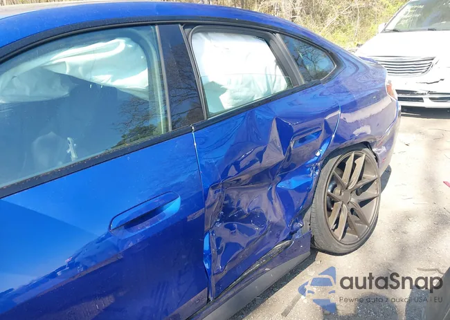 WBA63AV08NFM01605: 42081090