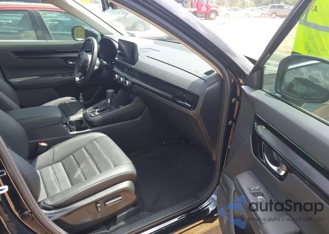 2HKRS4H76SH404744: 42081646