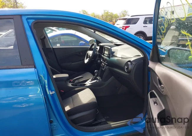 KM8K1CAA4JU131825: 42081846