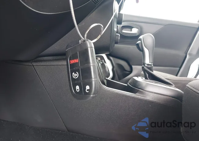 ZACNJDAB7MPM31877: 42081415