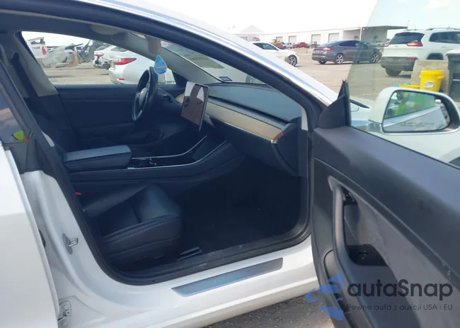 5YJ3E1EA4LF747063: 42081460