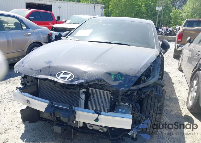 KMHL54JC0SA430778: 42082731