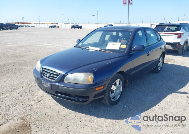 KMHDN56D85U166496: 42083027