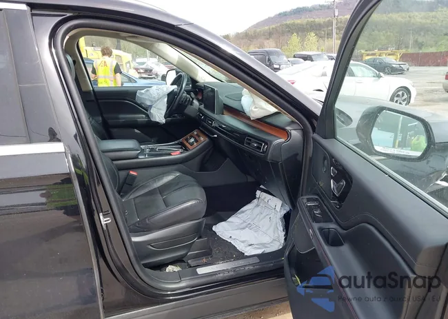 5LM5J7XC8LGL19646: 42083878