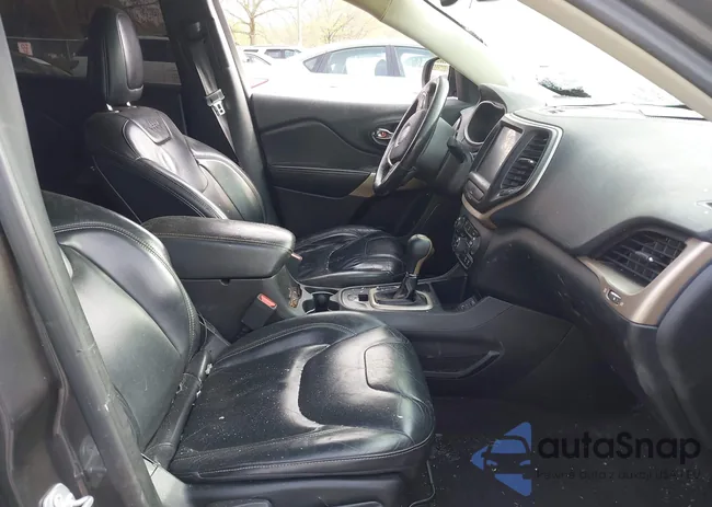 1C4PJLDB6HW574197: 42083941