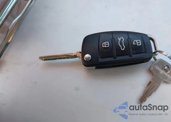 WAUBJAFM3BA020730: 42083293