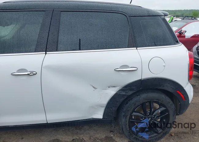 WMWZB3C52FWR46680: 42083494