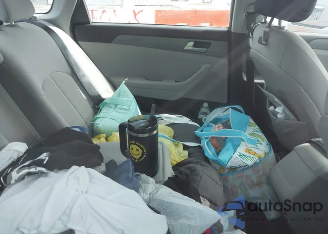 5NPE24AF3GH328150: 42084743