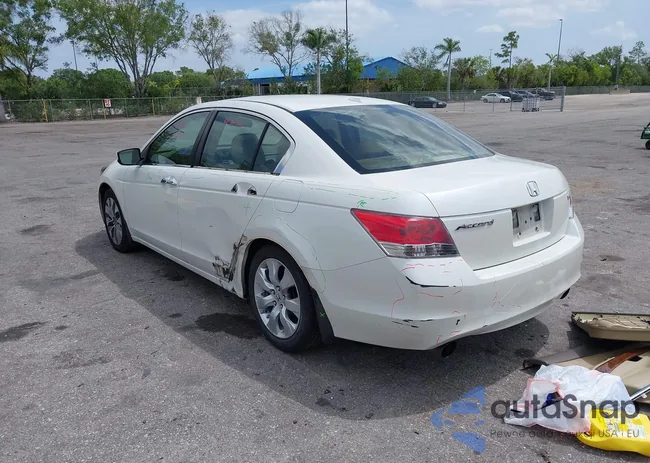 1HGCP36809A025836: 42084971