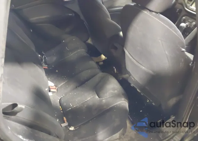 1C3CDFBAXDD332685: 42085086