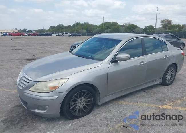 KMHGC4DE2BU138486: 42085088